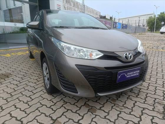 TOYOTA YARIS 1.3 16V FLEX XL MANUAL TOYOTA YARIS 1.3 16V FLEX XL MANUAL